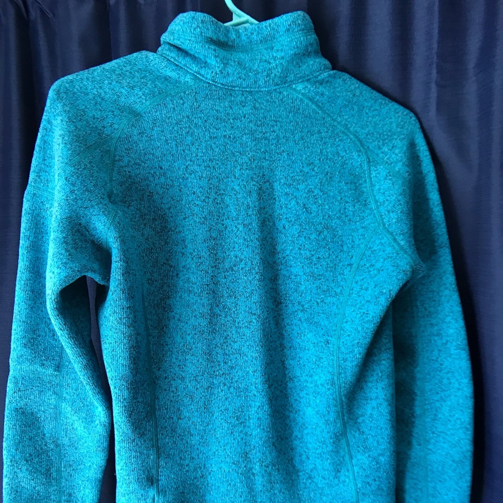 Patagonia Quarter-Zip Fleece! - Picture 4 of 4